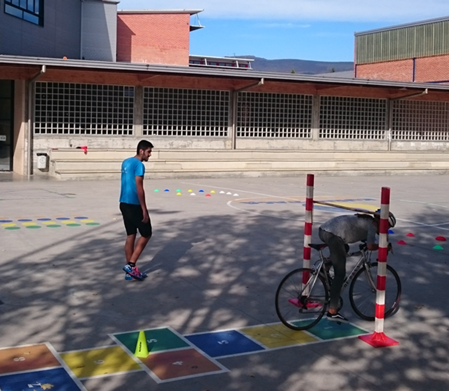 DBH1ekoak bizikleta eskolan