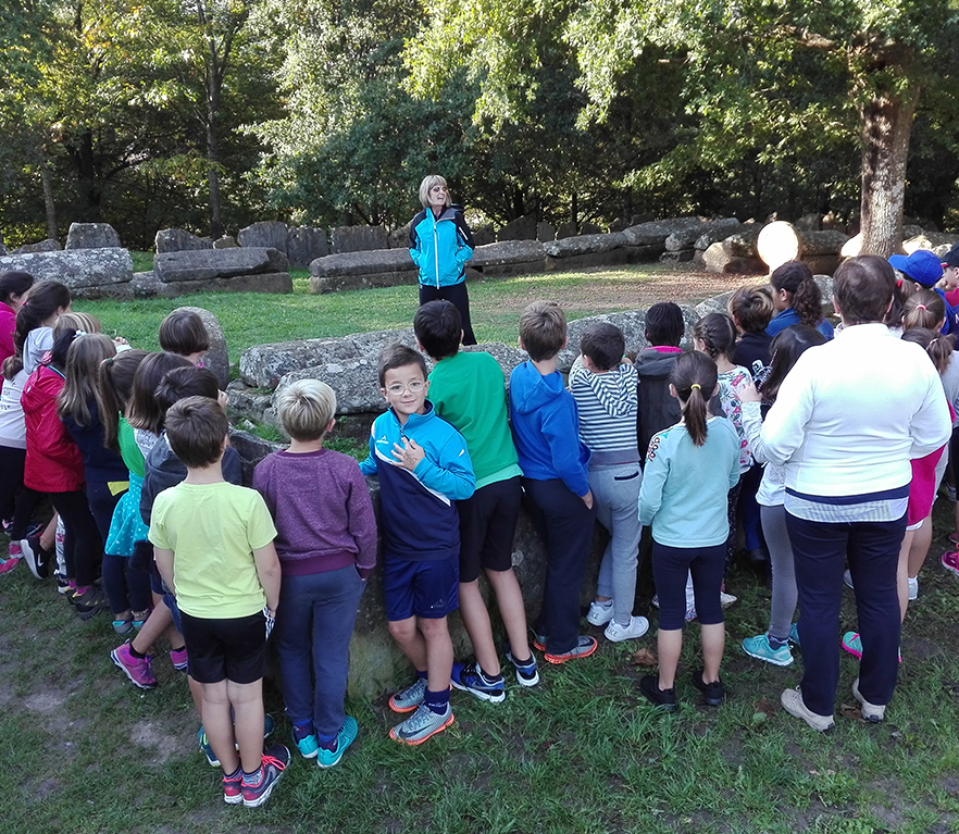 LH4ko ikasleak Merioaren ibilbidean