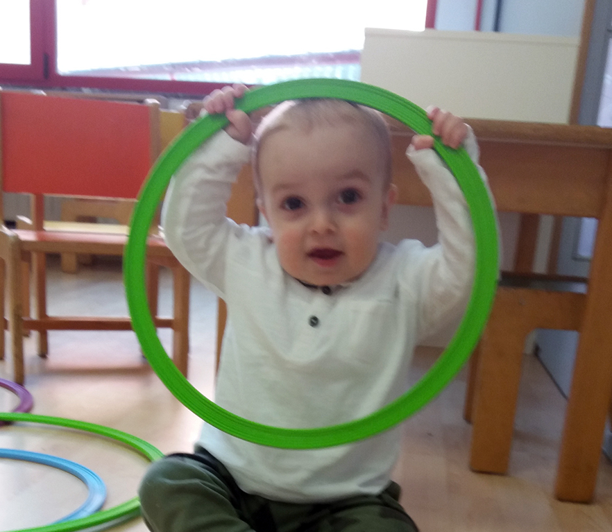 HH1: uztaiak gora-gora!