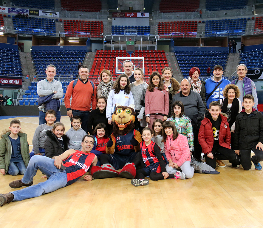 Ikastolakideak Baskonia CSKA Mosku partidan