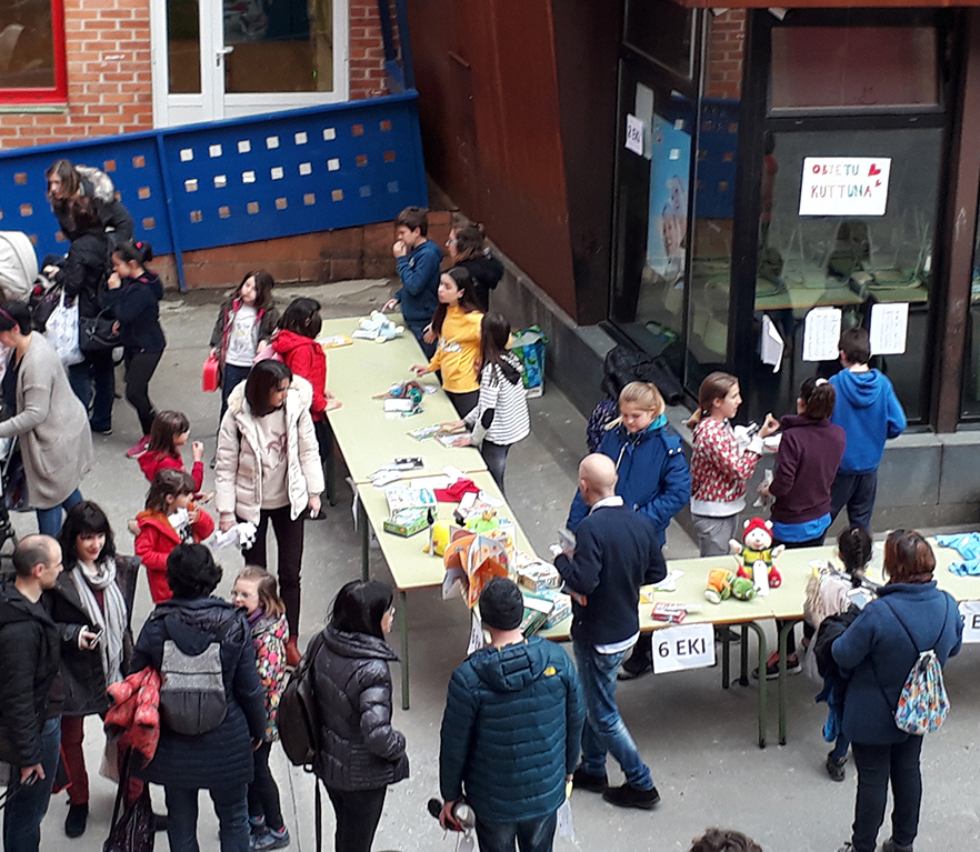 LH6 Azoka Solidarioa: esker onez