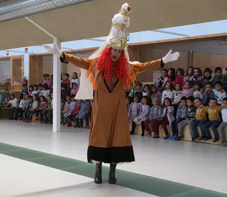 HH3-5 urte: Mari Domingiren bisita