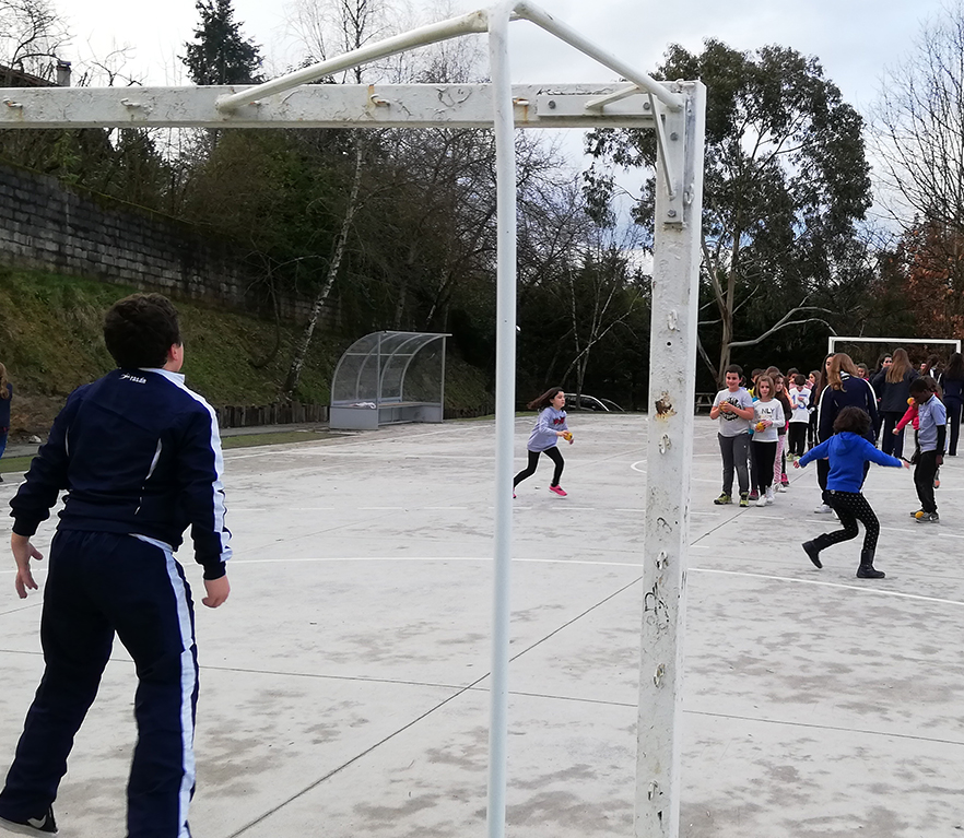 Multikirolak: Ibaizabal eskubaloi taldekoekin