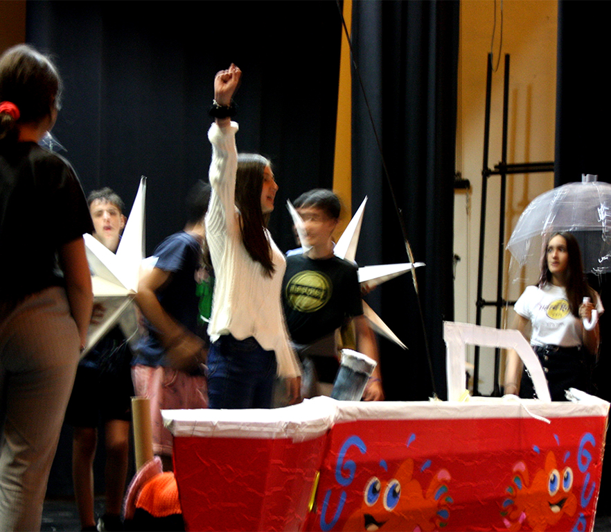 DBH2 antzerkia: “Hirubixotz” obraren azkeneko entseguak