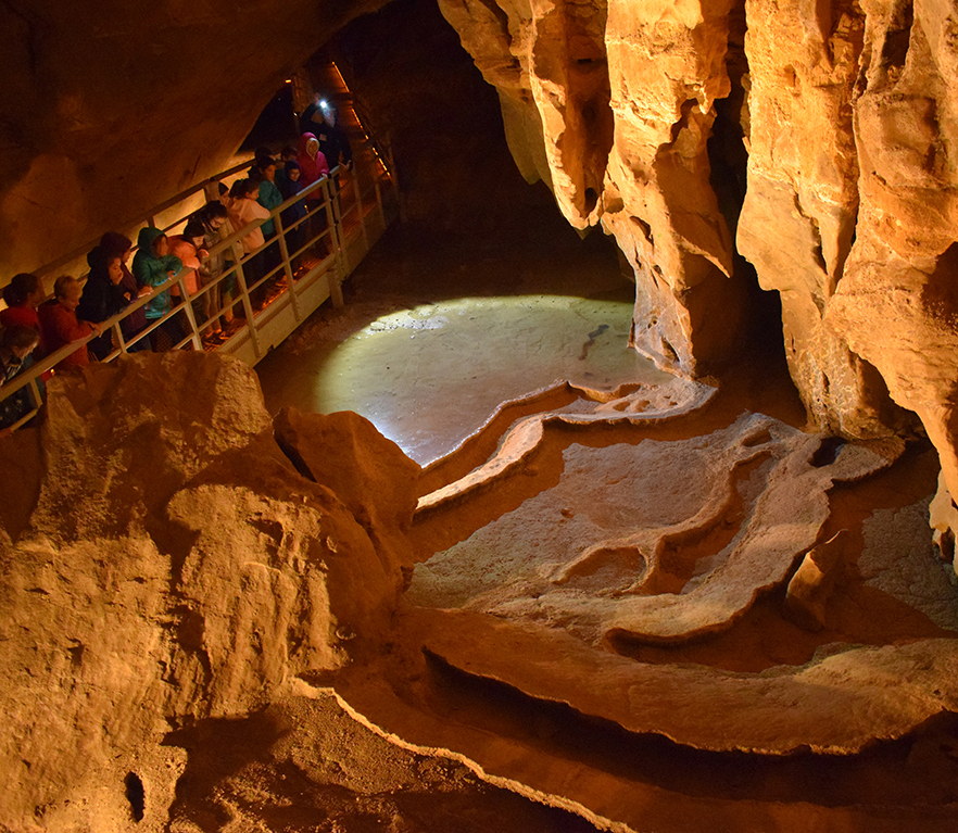 6º de EP: excursión a la cueva de Arrikrutz y Arantzazu