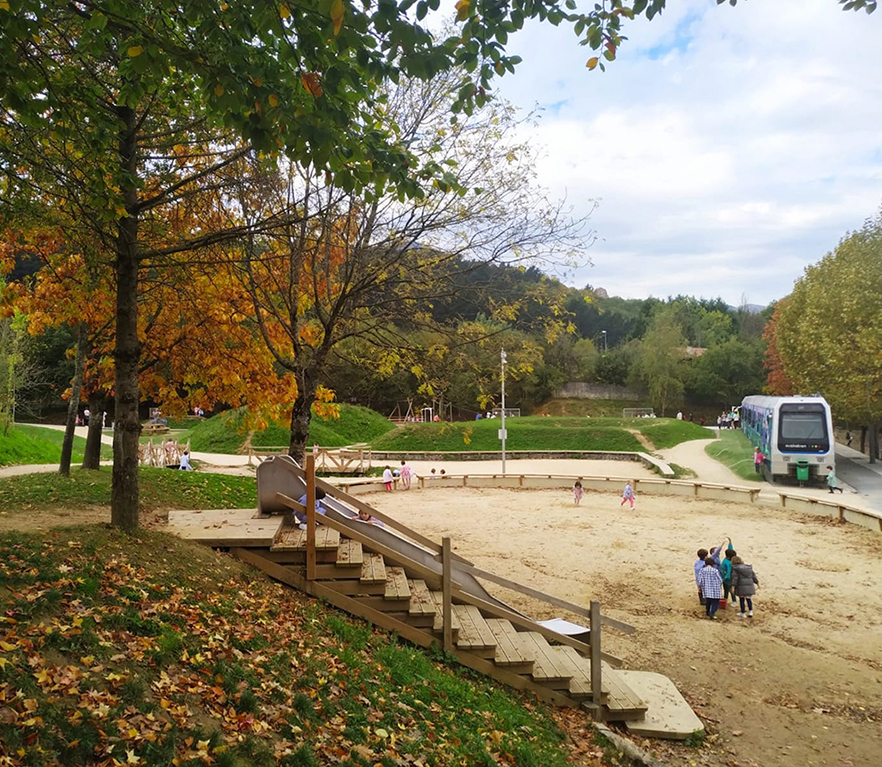 Jolasgunearen araudia eskola orduz kanpo