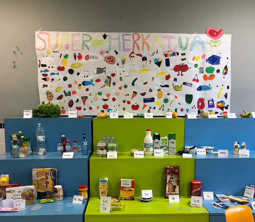 Proyecto “Bazkalostekoa”: supermercado y hockey