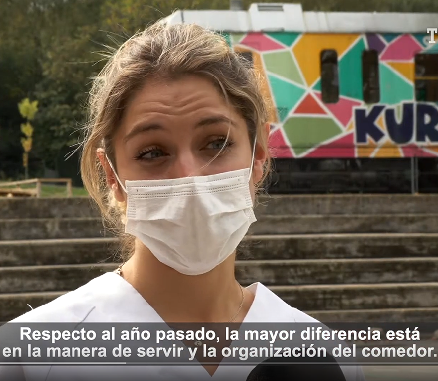 Jantokia: Claudia Aperribai (jantokiko arduraduna) Kurutziagako funtzionamendua azaltzen TUlankiden