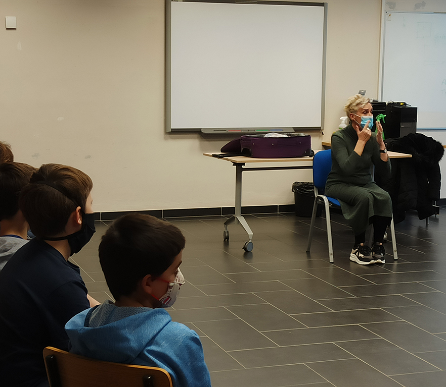 LH4: Yolanda Arrieta idazlearen  bisita