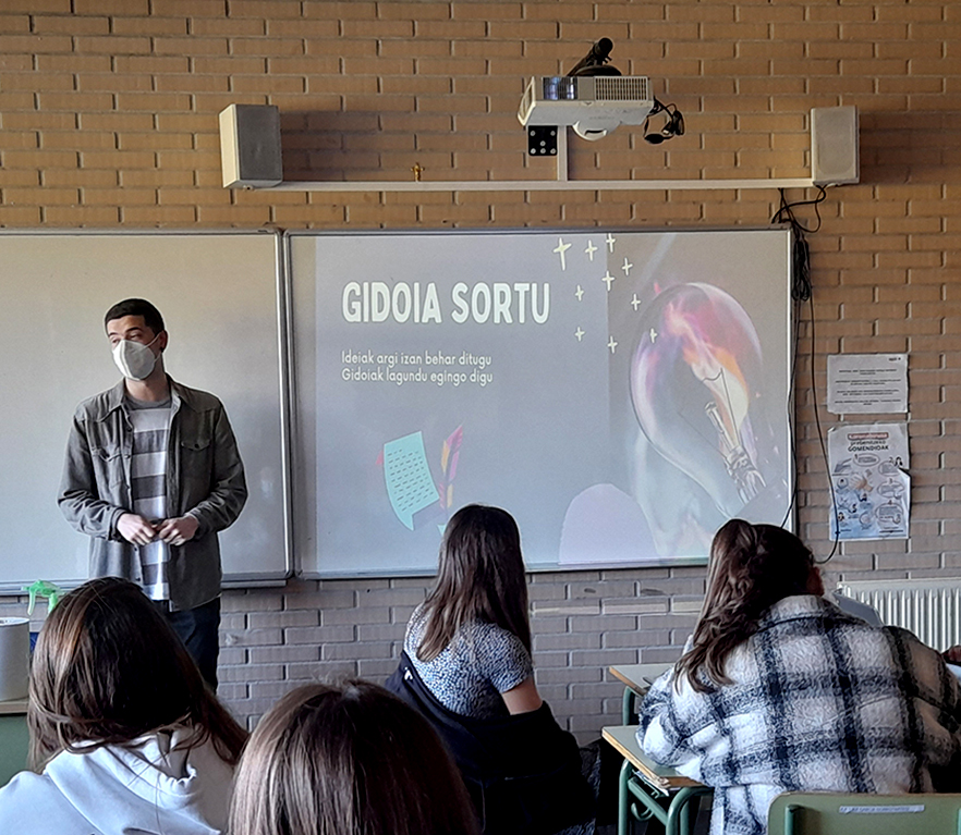 4º de ESO: preparando el concurso de Book Trailer