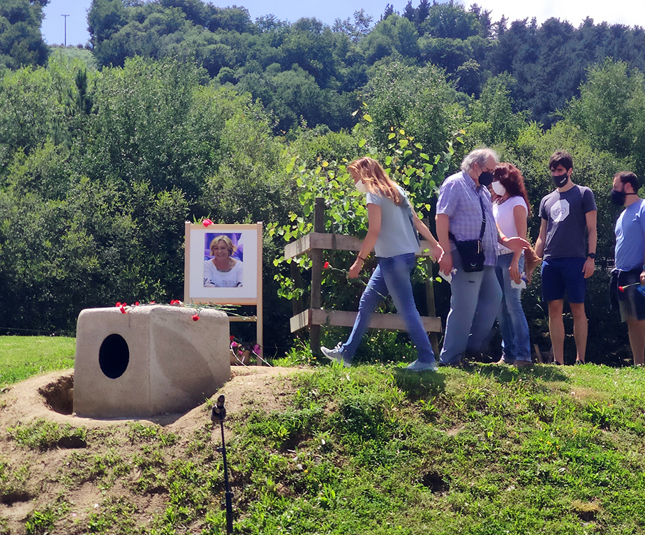 Memoriaren Txokoa (un espacio para la memoria): en recuerdo de nuestra compañera Rosa Lexardi