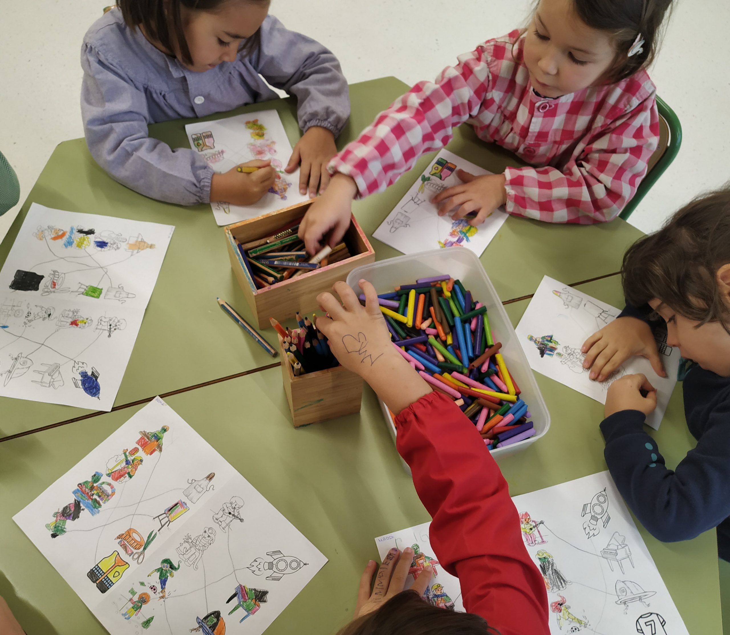 El 4 años: ¡Vamos a jugar con los oficios!