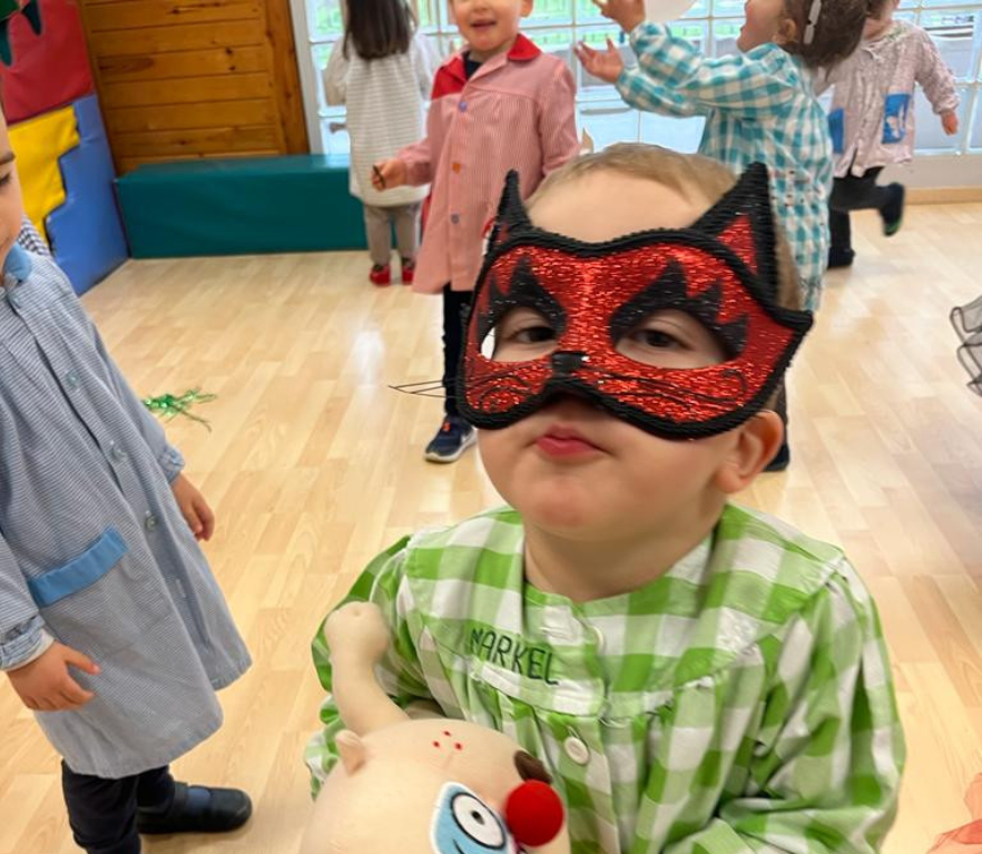 EI 2 años y EI 4 años: ¡Carnavales!