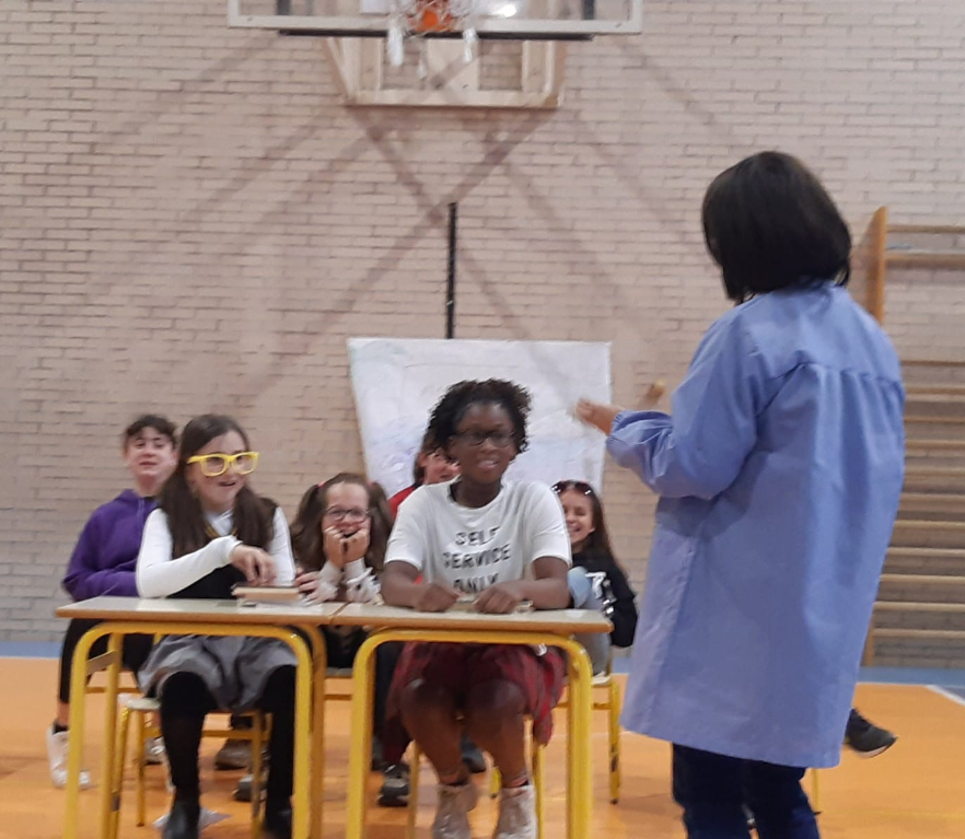 5º de EP – Comedor: Teatro