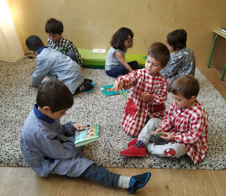 El 4 años: Conociendo hormigas y hormigueros