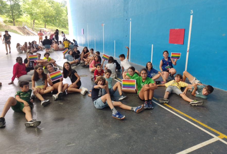 Kurutziagako Talde Feminista: Ginkana relacionada con la lucha contra la LGTBIfobia