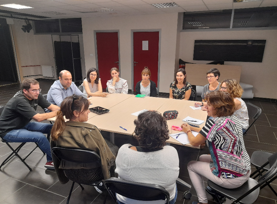 GUK16: Ikasturteko lehen guraso bilera