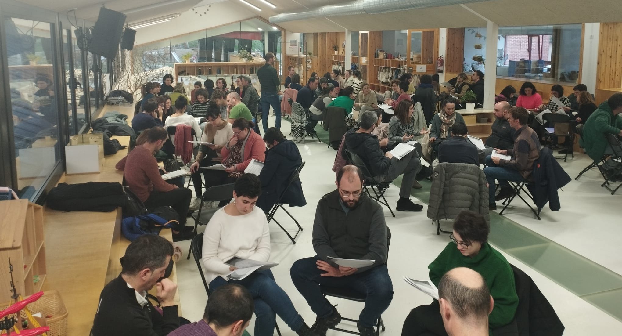 Hezkuntza Legearen zirriborroa, hizpide Kurutziaga Ikastolan