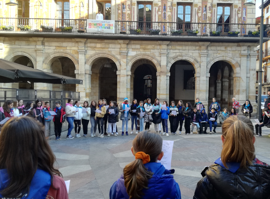 Hoy hemos celebrado Eguen Zuri