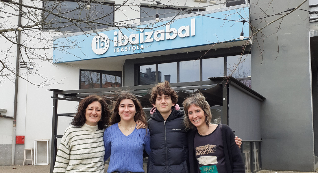 Ibaizabal Ikastola, hezkuntza parte hartzailearen adibide: “Erabakiak amankomunean hartzen ditugu; irakasleek erabaki asko hartzen dituzte, eta ikasleek ere bai”