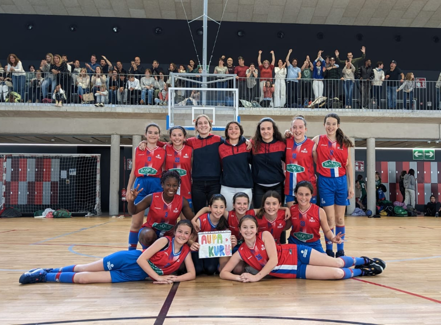 El equipo de baloncesto de Kurutziaga de 2011 compitió en la Minicopa del Easo de Donostia