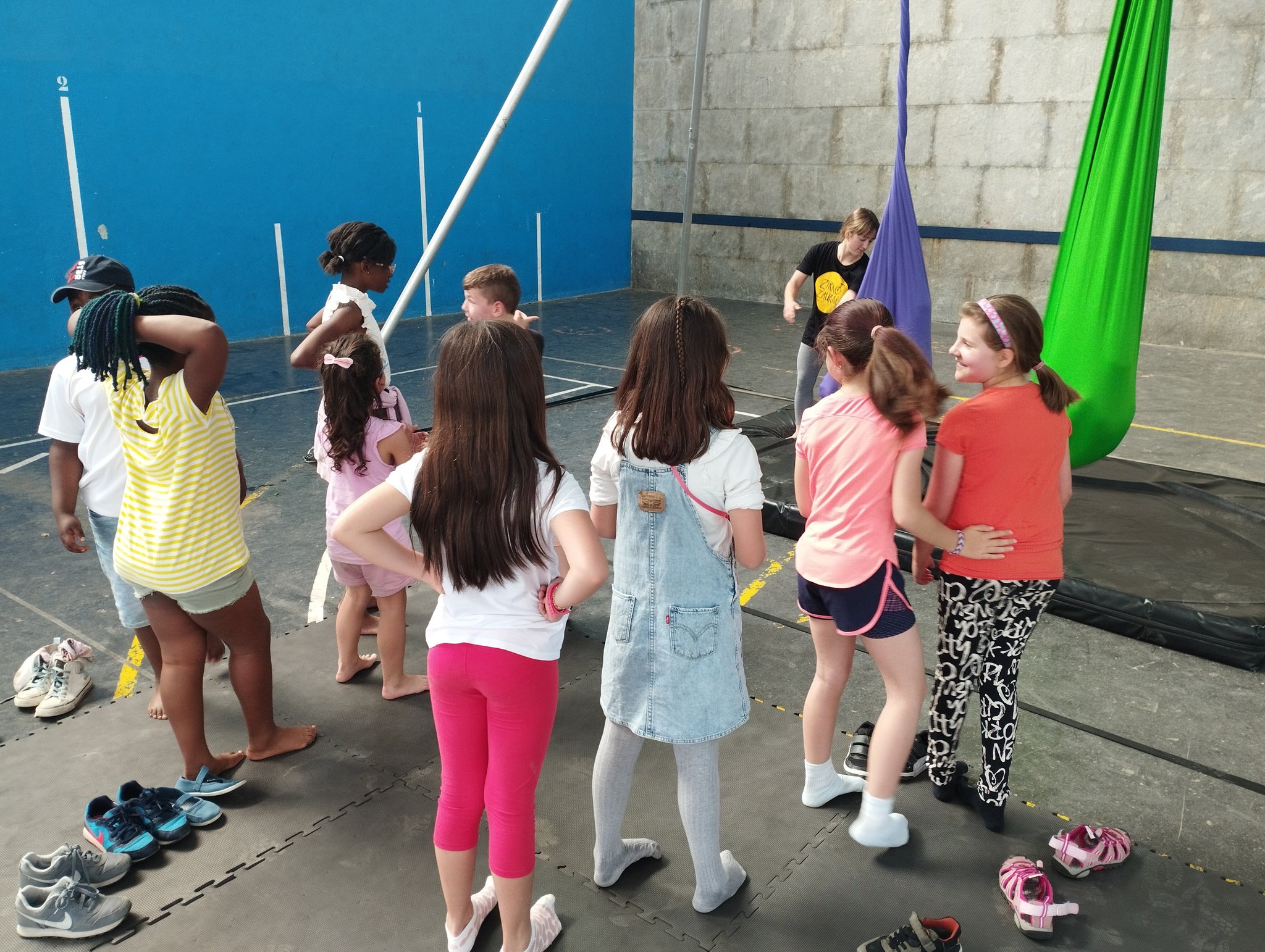 Udaberri festa: Zirkua Kurutziagara ekarrita