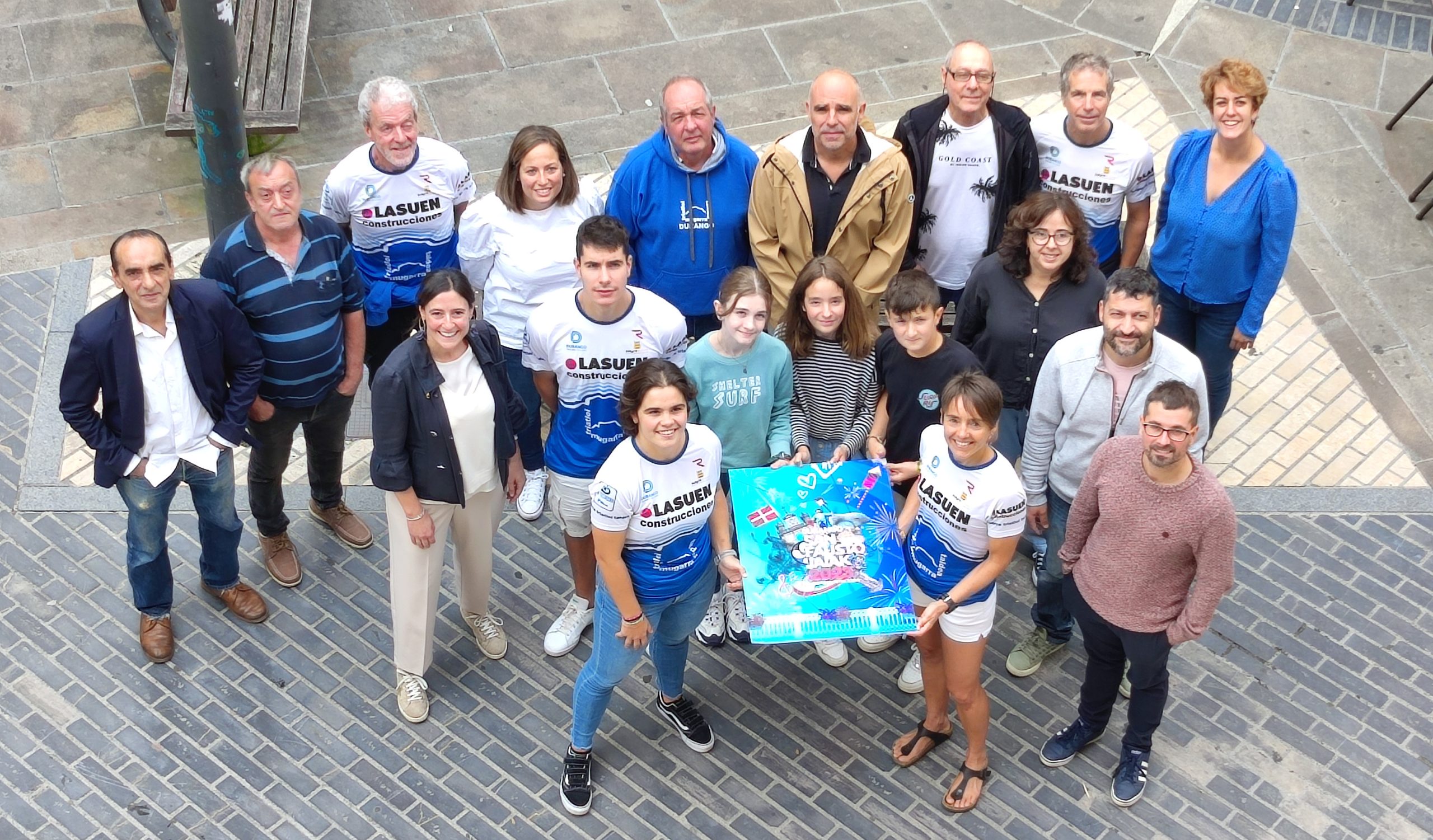 Kurutziaga Ikastolako ikasleek jaurtiko dute San Faustoetako txupinazo txikiko txupina!