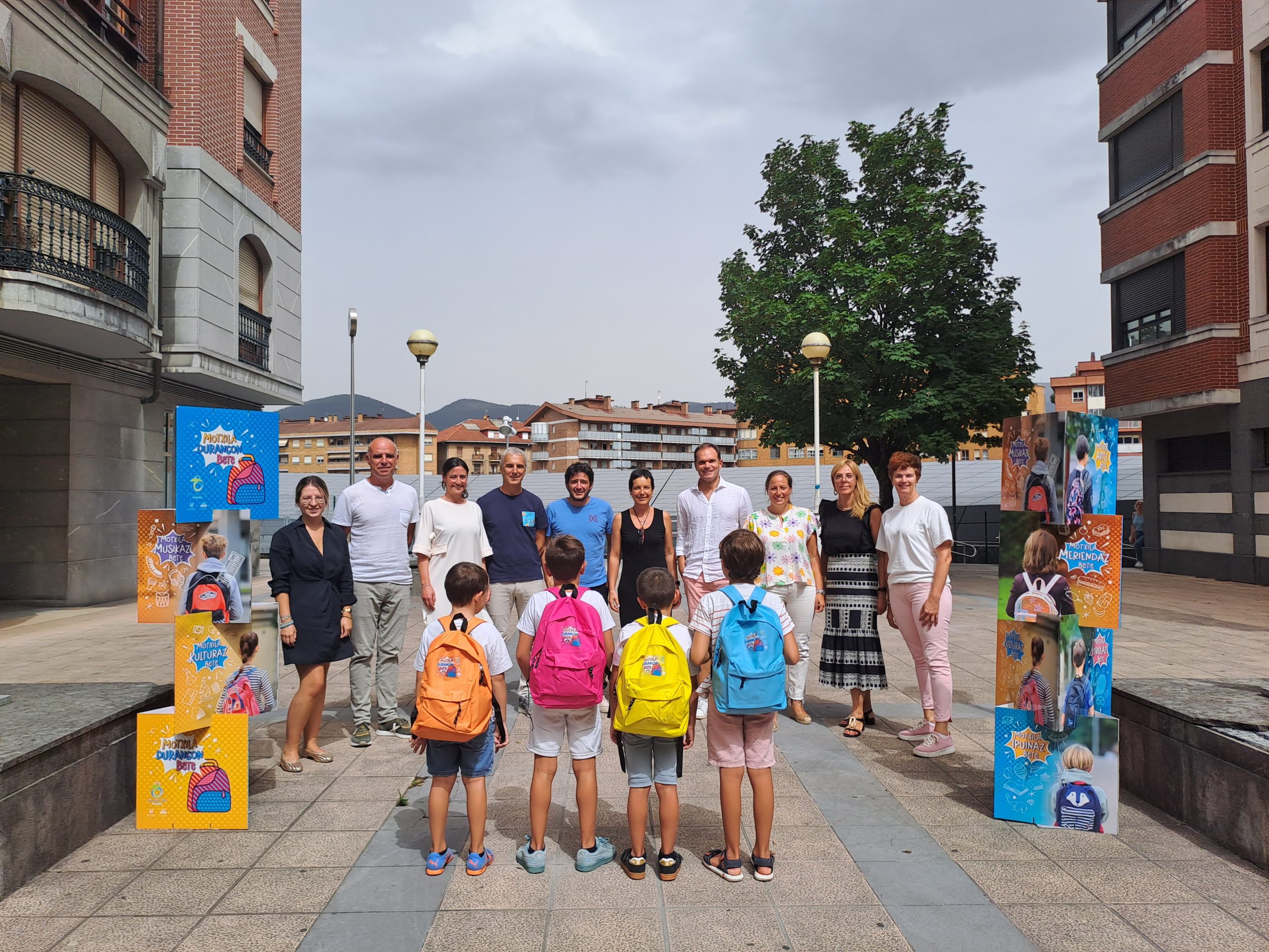 El sorteo de Navidad, en trabajo con la asociación Dendak Bai