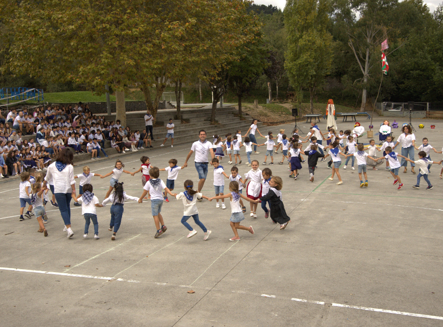 Urriko jaiak eztanda egin du Kurutziagan!