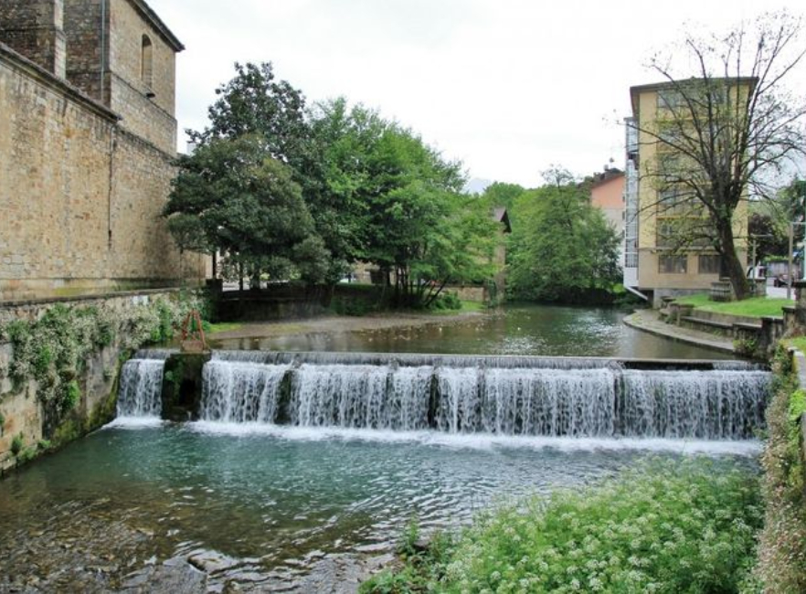 Domekan Mañaria errekaren garbiketa egingo dute