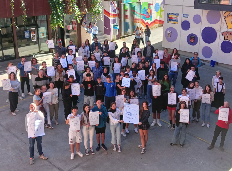 Zapatu honetan denok Bilbora, euskararen aurkako oldarraldiari aurre egitera
