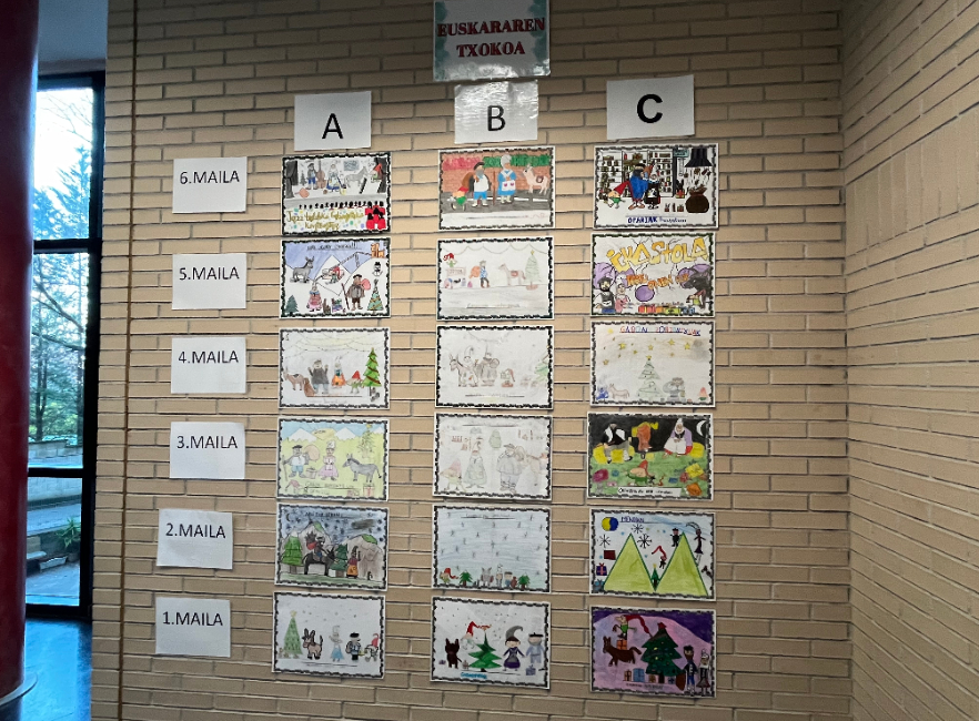 Gabonetako marrazki leihaketako lanak ikusgai ikastolako hormetan