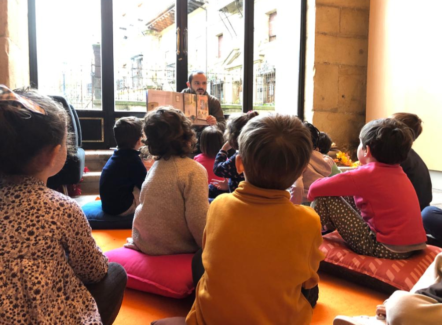 Años 4 y 5: lectoras y lectores de San Agustin Kultur Gunea