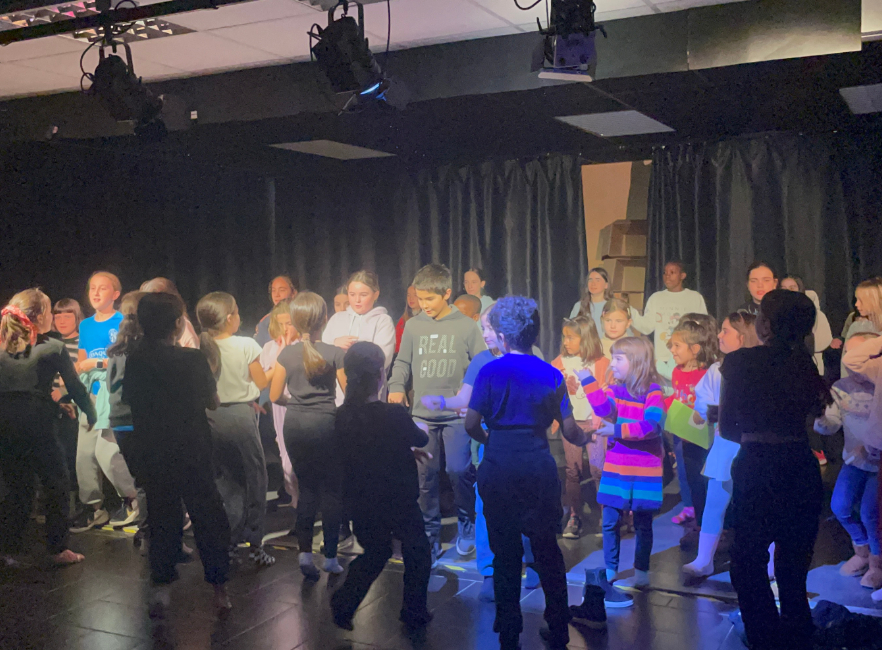 Comedor: Degustación de aceite y movimiento corporal