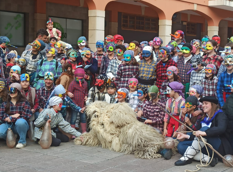 Kriskitin dantza taldeak Surrandien 25. urteurrena ospatuko du