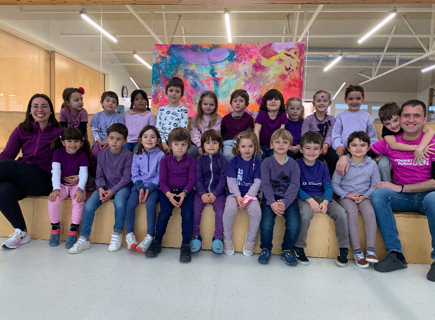 [ARGAZKI GALERIA]: Kurutziaga Ikastolak Martxoaren 8arekin bat egin du