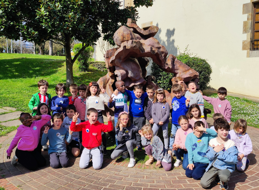 LH1: Kalean gora, kalean behera