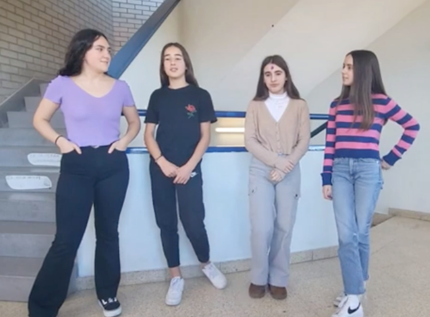 [BIDEOA]: DBHko Talde Feministak ‘Beldurraren diktadura’ ikus-entzunezkoa landu du