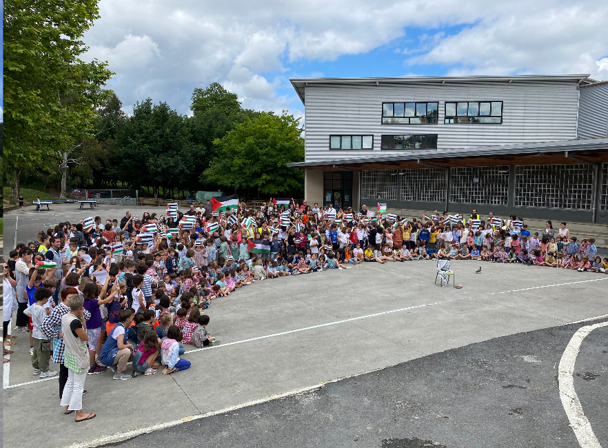 Kurutziaga ikastola Palestinako umeekin