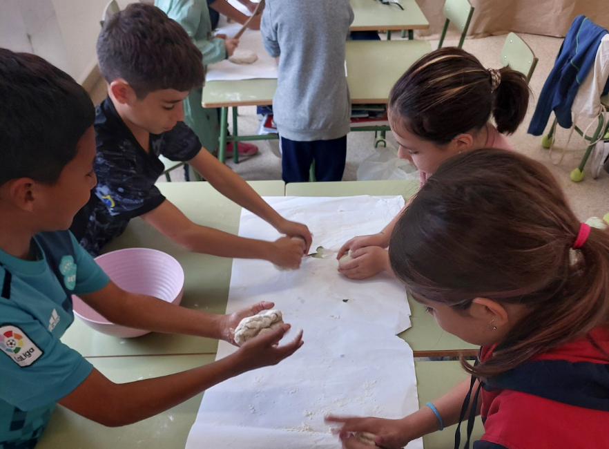 LH 4: Let´s make bread!