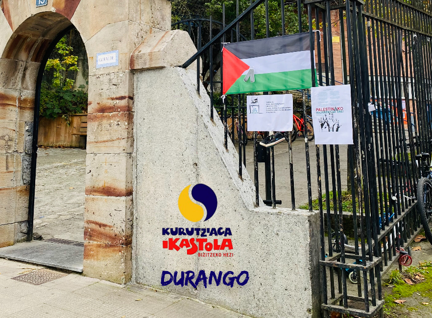 Gure haurrak ere badira ekimenarekin bat egin dugu