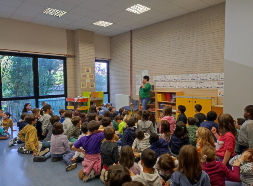 [ARGAZKI GALERIA] LH2: Animalia eta baserriko lanak lantzen