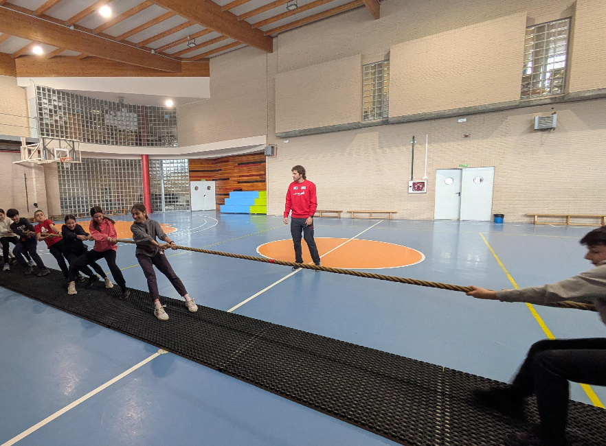 [ARGAZKI GALERIA] DBH1 eta DBH2: Sokatira