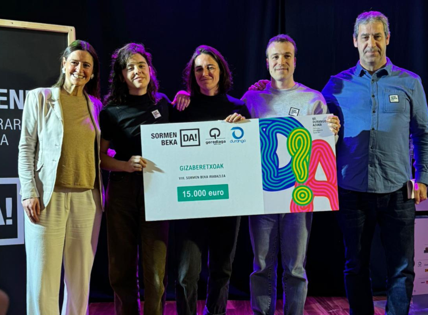 Ainhoa Olasok Durangoko Azokaren Sormen Beka irabazi du