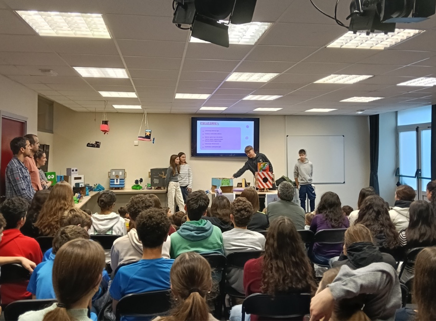 Ekimaker proiektuak aurrera jarraitzen du