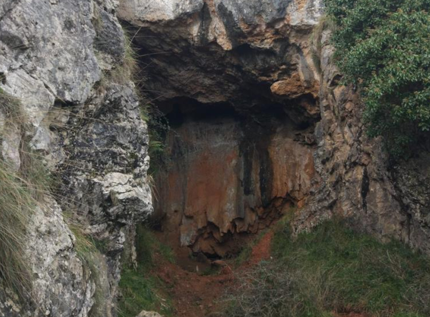 Olentzero eta Mari Domingi Atxerdiko kobazuloan, abenduaren 20an